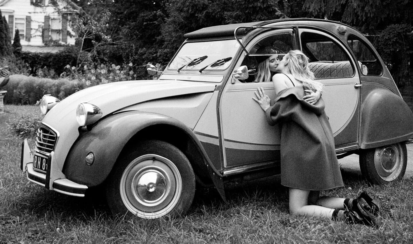 KISSBYCITROEN2CV-sRGB
